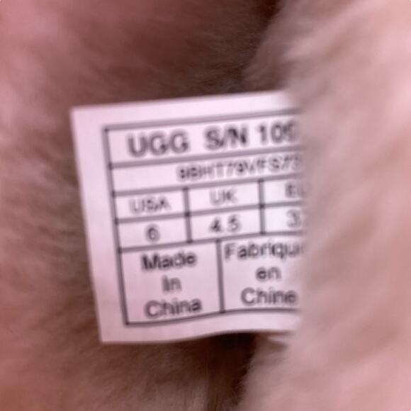 NWOT UGG Women’s Shag It Crazy Sun Kiss Patchwork Winter Boot Size US 6 - Picture 10 of 10